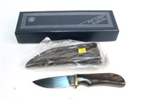 Smith & Wesson knife SKO7120, 6070 with sheath and