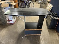 DESK ON WHEELS