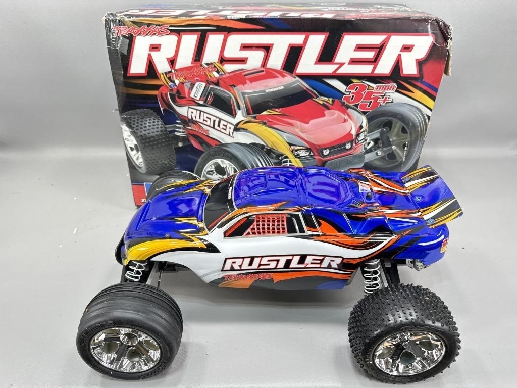 New Rustler XL-5 remote control car 35+ mph