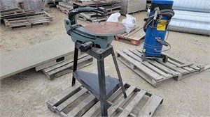 Delta 18" Variable Speed Scroll Saw w/ Stand