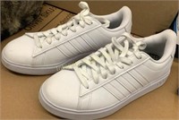 Adidas Shoes Size: 7