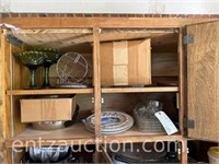 CONTENTS OF TOP 2 SHELVES - PLATTERS & COOKWARE