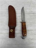 Collectable knife with guard