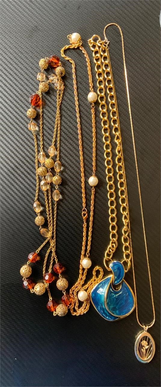 Vintage Costume Jewelry, Necklaces (a)