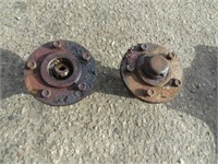 *ELLSWORTH* Farmall Cub front hubs