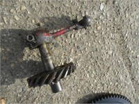 *ELLSWORTH* Farmall Cub Steering gear & pitman arm