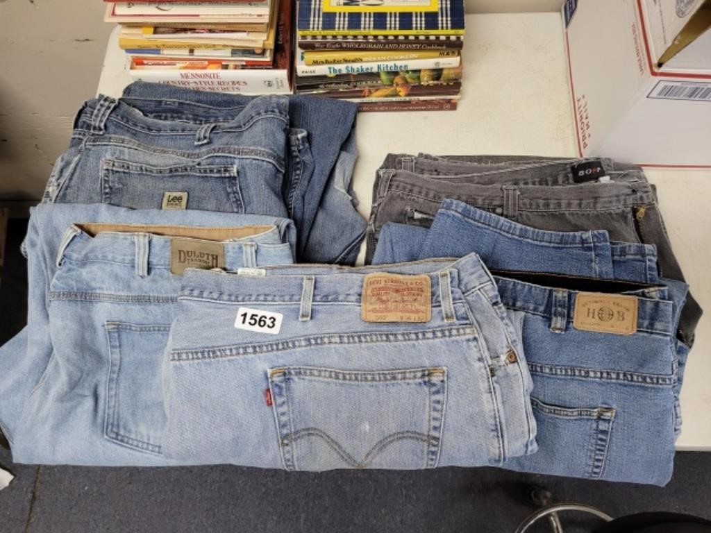 LOT OF LEVIS, DULUTH, LEE JEANS BIG MANS SIZES | Live and Online ...