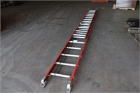 Fiberglass Extension Ladder 30ft
