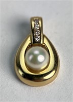 14k Gold Pearl & Diamonds Pendant