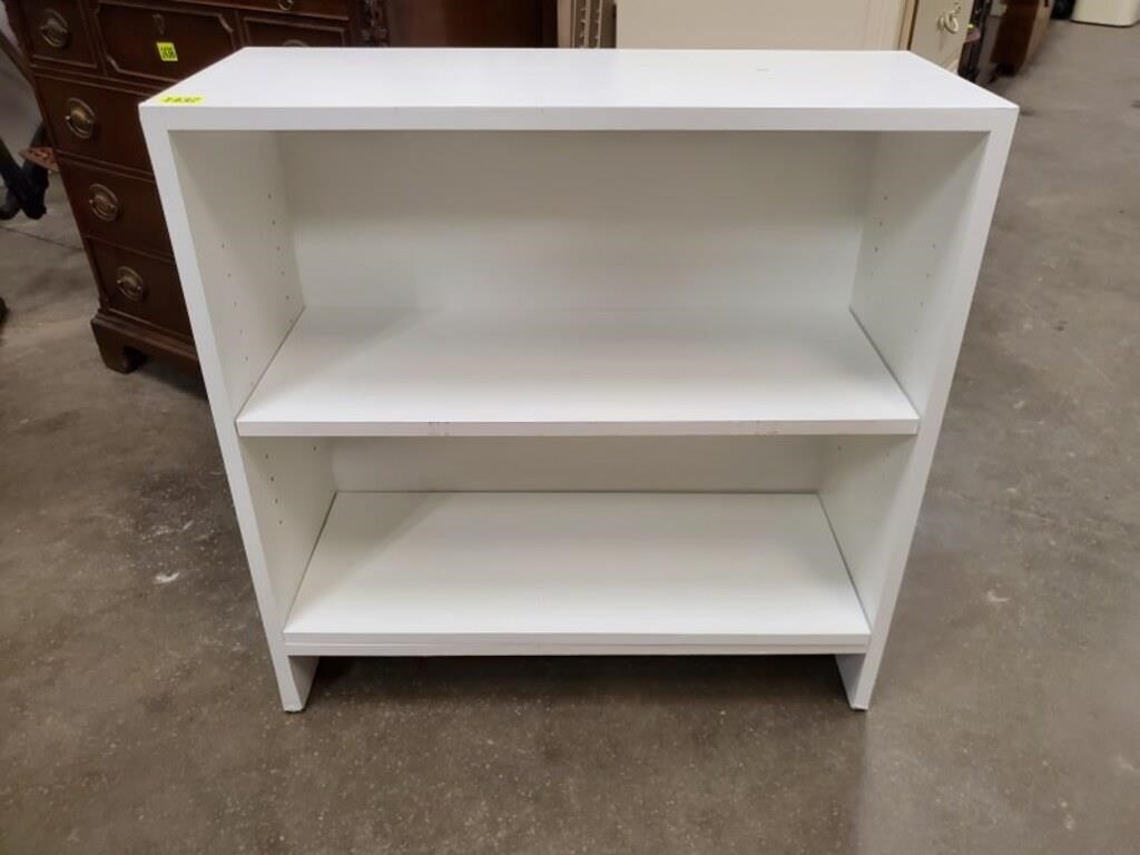 White adjustable bookcase
30" x 12" x 30"