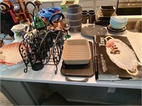 Assorted Kitchen Items