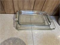 2. GLASS BAKING PANS