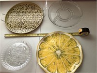 Trays and cake plate