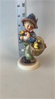 Hummel figurine- "Easter Greetings"