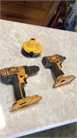 Dewalt drills{ one battery it doesnt fit these}