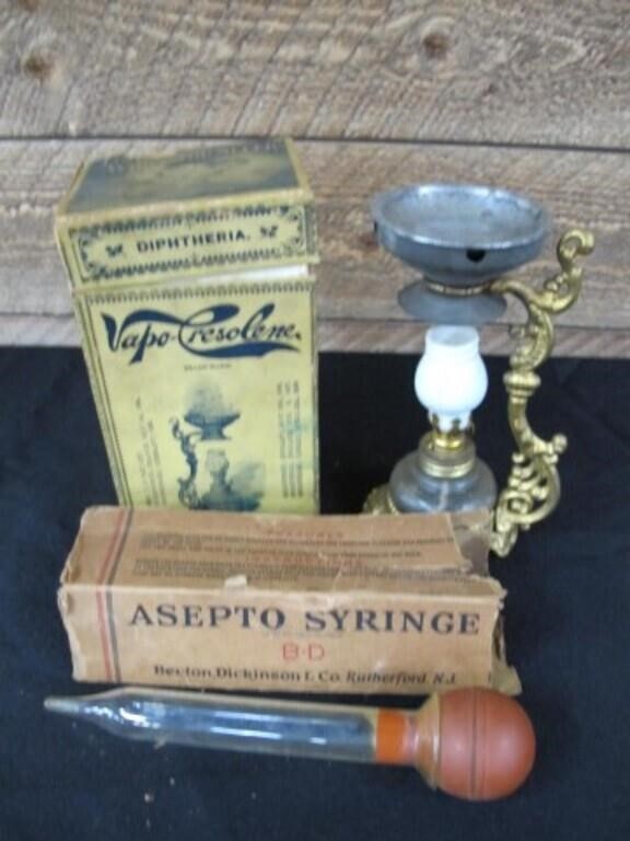 VAPO WHOOPING COUGH OIL LAMP IN BOX W. SYRINGE