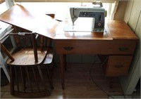 Singer Sewing Machine & Sewing Table