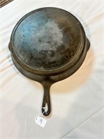 Griswold #12 Cast Iron Skillet,