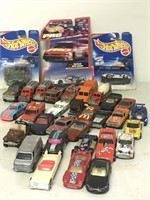 Vintage Hot Wheels Lot of 33 Some NEW