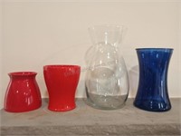 4 Decorative Vases