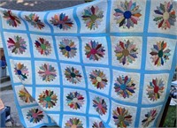 King Size Pinwheel Pattern Quilt