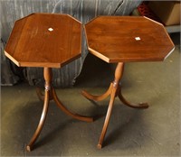 PAIR ANTIQUE AMERICAN MAHOGANY CANDLE STANDS