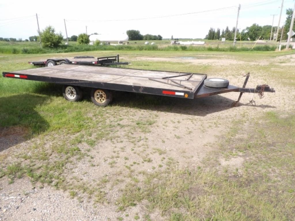 18x8.5ft. 4 Place Snowmobile Trailer w/Ramp,Tandem