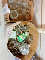 2 boxes of mason jar w/lids