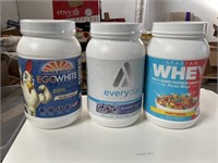 Box of Protein Powders: (3) Spartan Whey Fruity
