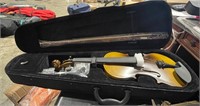 FM3558  violin