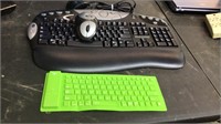 2 computer keyboards Bluetooth / wireless