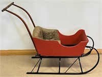 LOVELY PARIS MANUFACTURING CO. WOODEN SLEIGH