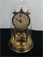 12-in vintage mantle clock with key