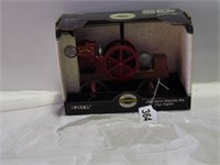 ERTL JOHN DEERE MODEL WATERLOO BOY TOY ENGINE