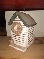 Bird house