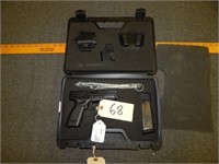 Springfield XD9 9mm Pistol