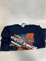 Men’s NASCAR shirt size L