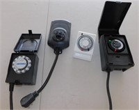 4 Outdoor Light Timers