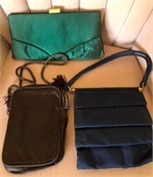 E - LOT OF 3 EVENING BAGS (M16)