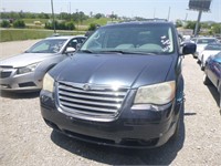 2008 CHRYSLER TOWN AND COUNTRY