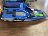 Speed boat (missing pieces)