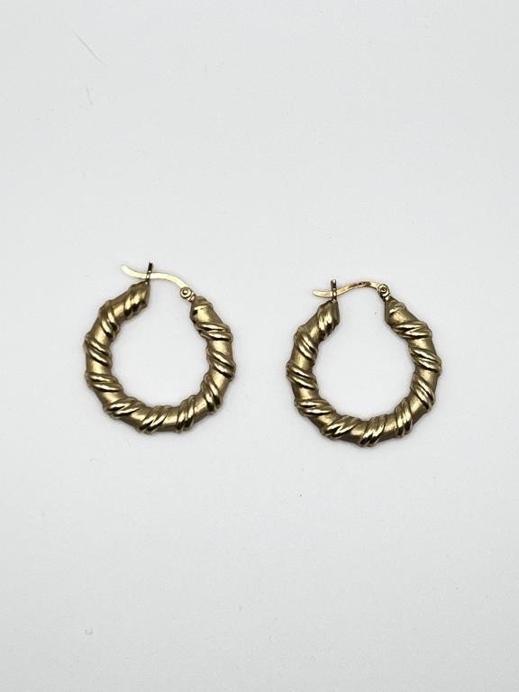 18K Gold Earrings