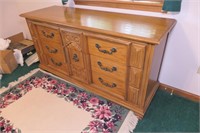 Thomasville Oak Dresser (60x20x32)
