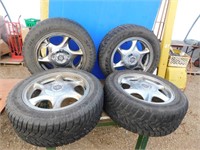 Set of 4 tires 235/55R17 DUNLOP