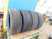 Set of 4 winter tires 235/55R18 104R XL