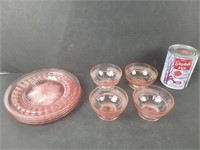 Assiettes/Coupes en verre de couleur rose