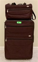 Pierre Cardin Luggage in excellent condition