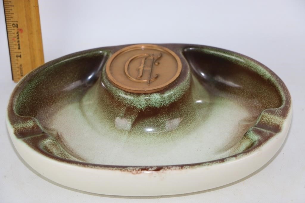 "The Hyde Park" Ashtray