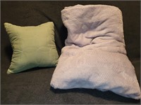 Queen size gray fleece blanket and green pillow