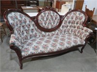 VICTORIAN WOOD CARVED SOFA